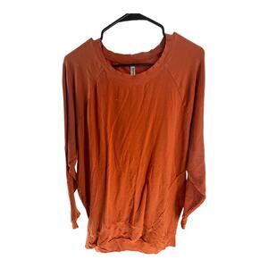 The Mint Rust Orange Long Sleeve Crew Neck Top Women's Size Medium